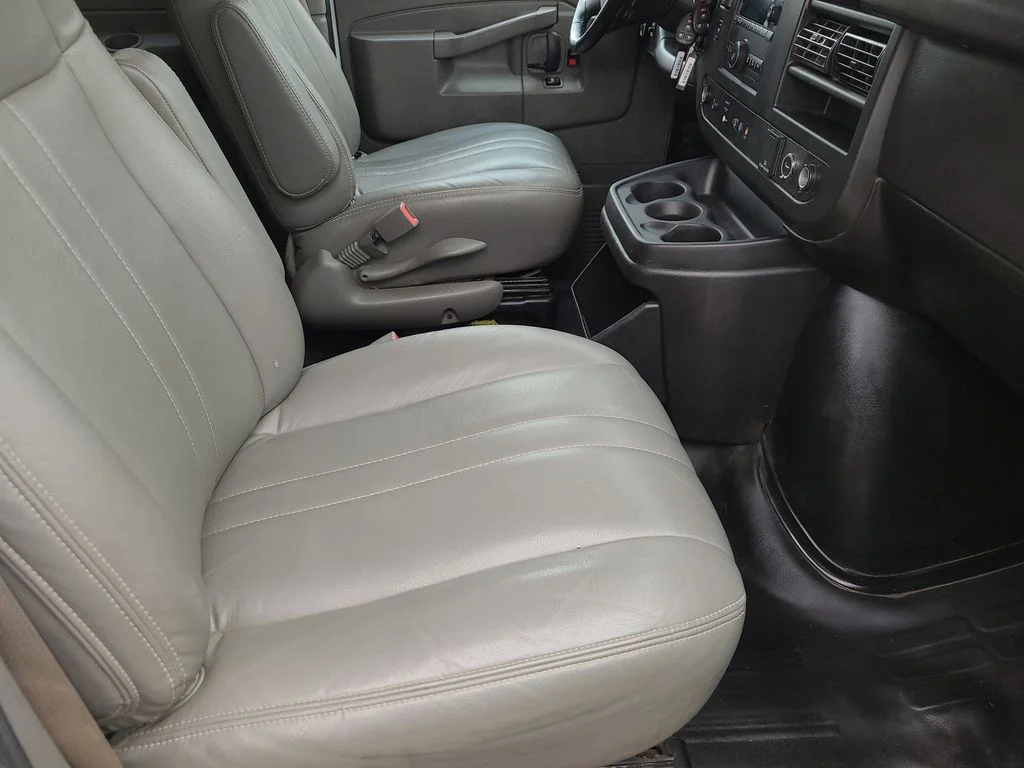 Used 2023 White Chevrolet LS image 11