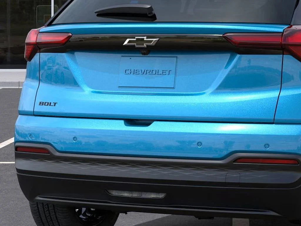 2027 Chevrolet Bolt LT - Photo 14