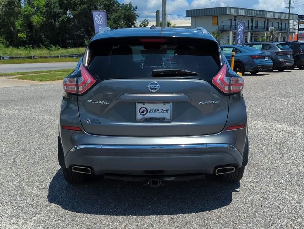 Used 2016 Gray Nissan Platinum image 6