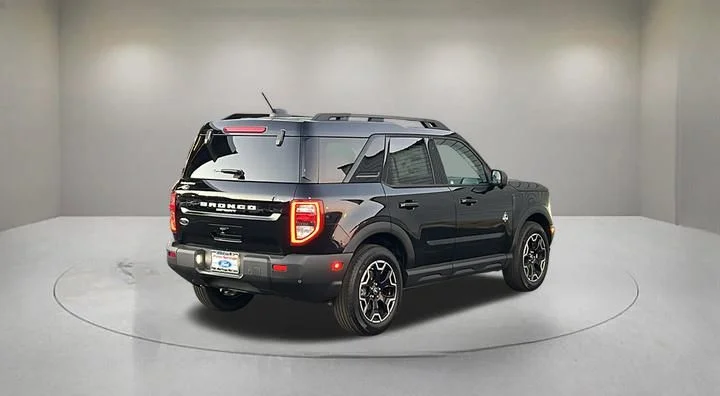 Certified Used 2025 Shadow Black Ford Outer Banks image 3