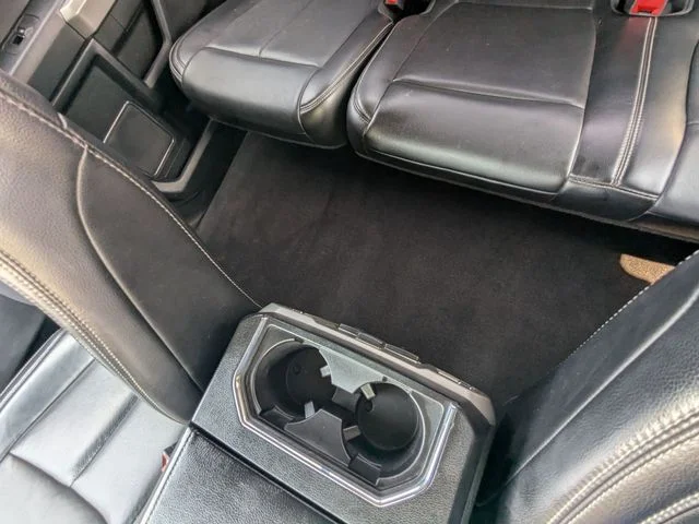 Used 2019 Magnetic Metallic Ford Lariat image 27