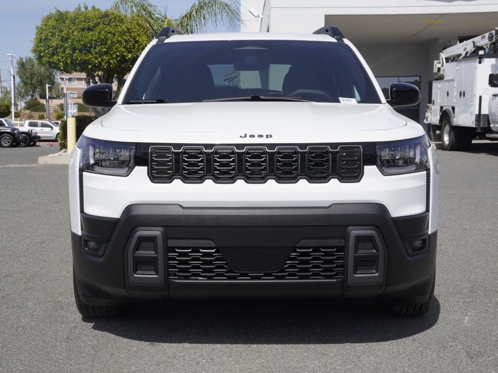 New 2026 Bright White Clear-Coat Exterior Paint Jeep Laredo image 8