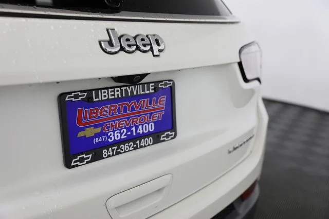 Used 2019 White Jeep Limited image 34