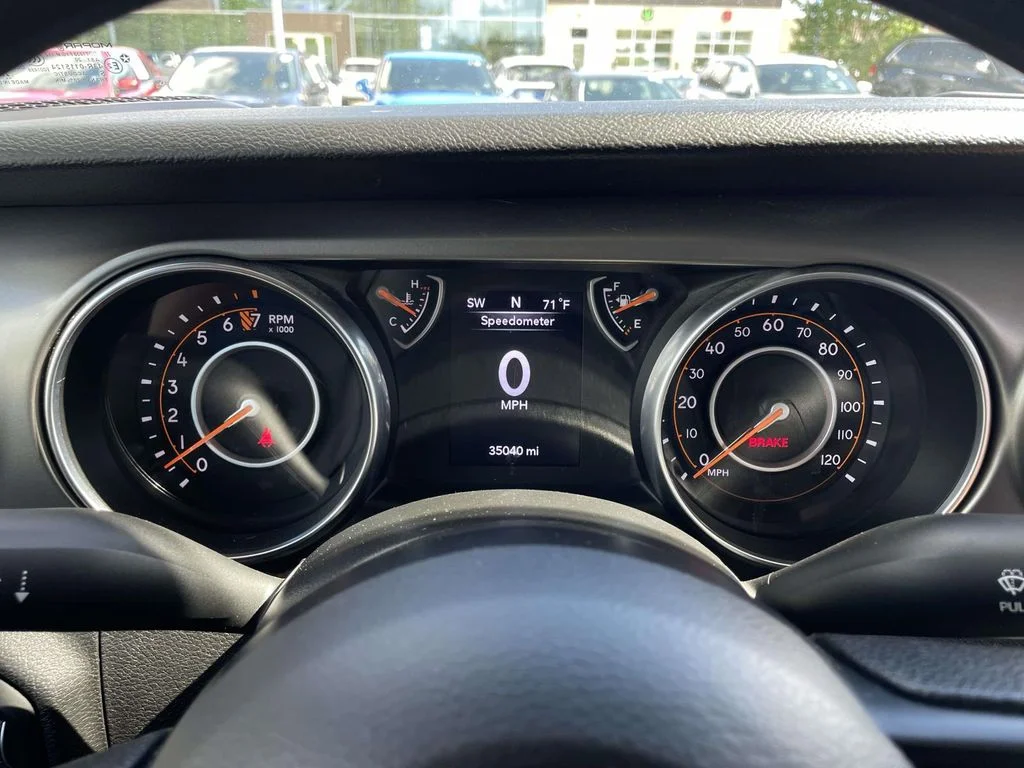 Used 2021 Bright White Clearcoat Jeep Sport image 13
