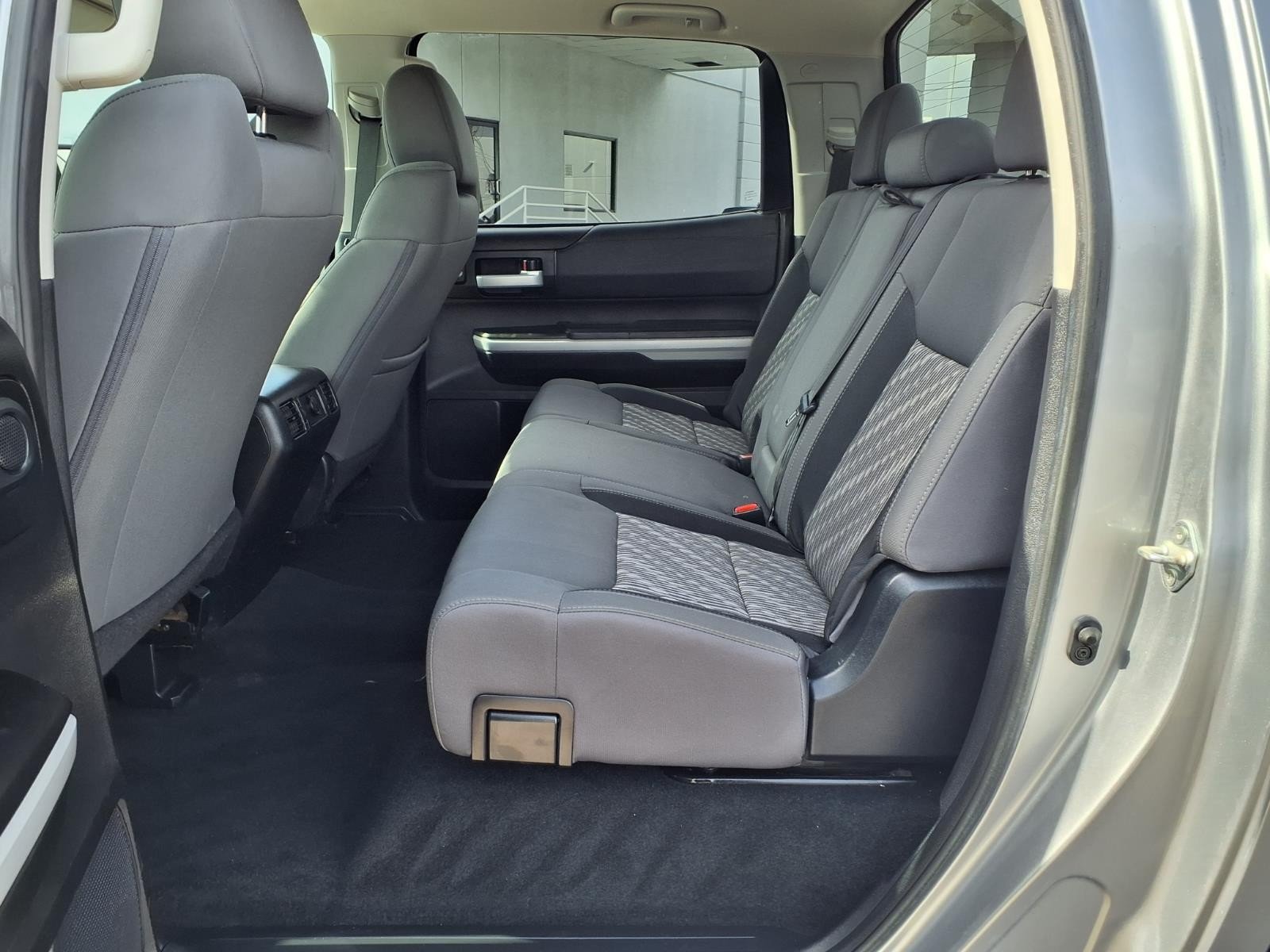 2021 Toyota Tundra 4WD SR5 - 11