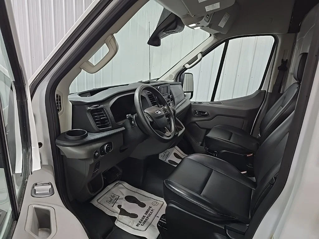 Used 2025 White Ford Base image 28