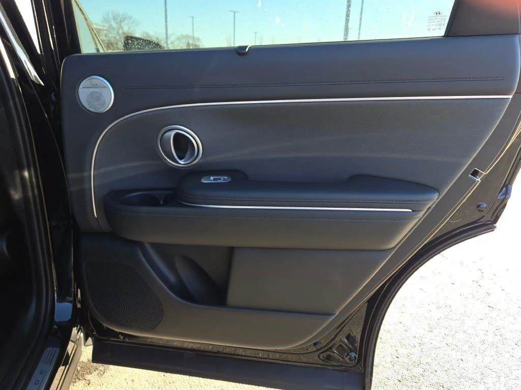 Used 2026 Abyss Black Pearl Hyundai Calligraphy image 12