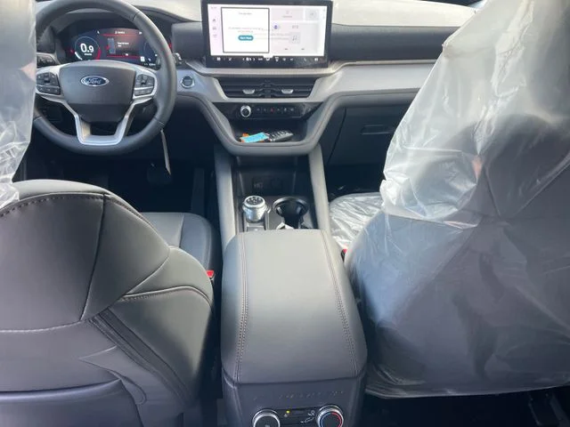 New 2026 Agate Black Metallic Ford Active image 25