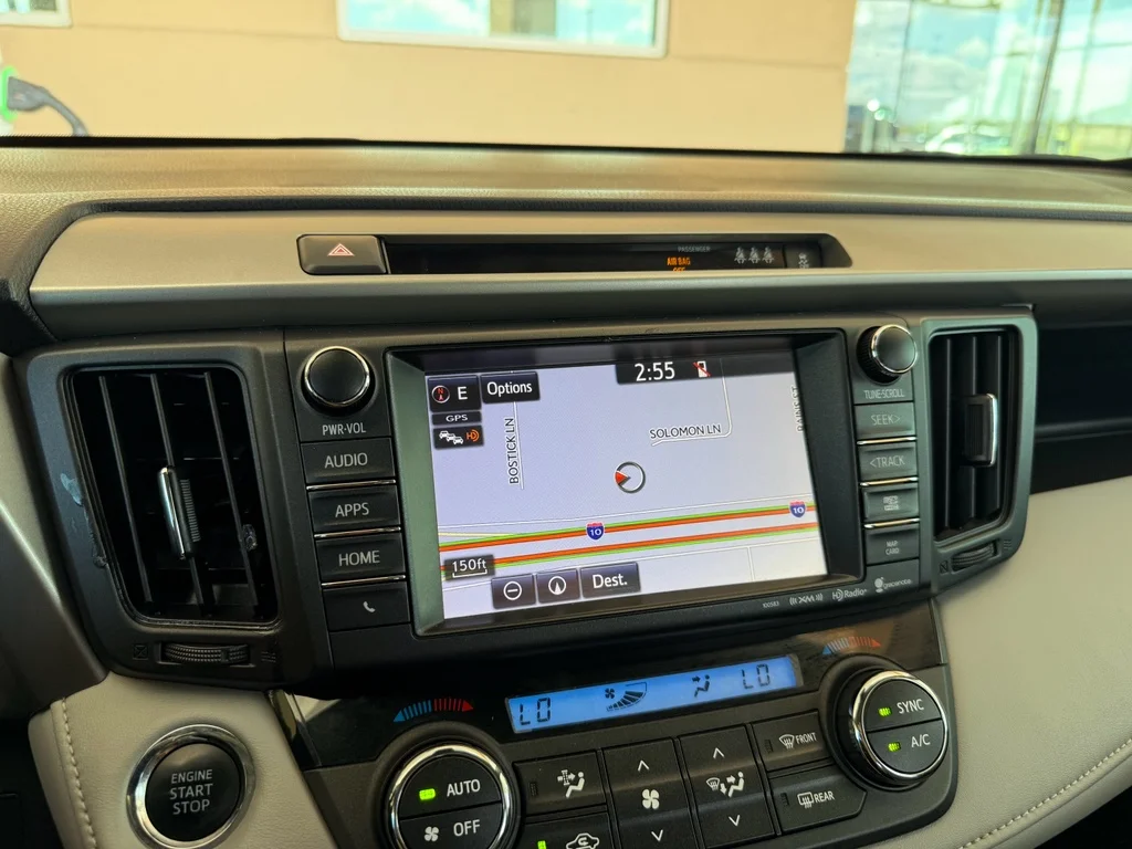 Used 2018 Silver Sky Metallic Toyota Limited image 20