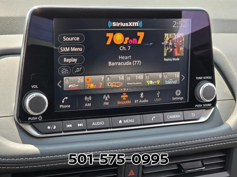 Used 2026 BLACK NISSAN 2026.5 FWD SV image 24