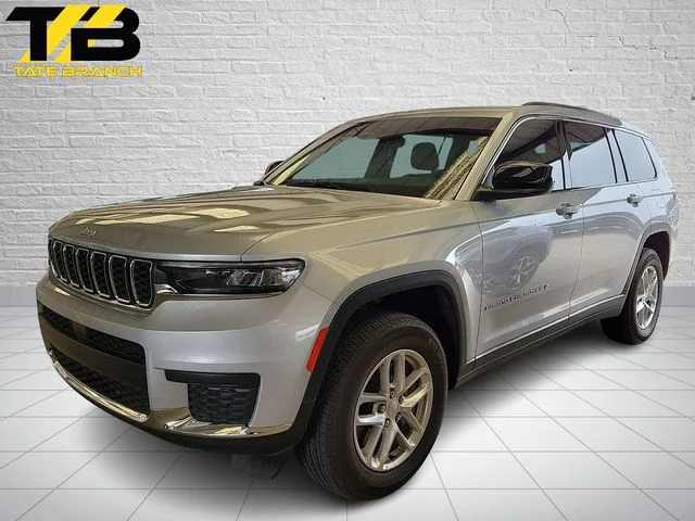 2025 Jeep Grand Cherokee L Laredo 4x4's photo