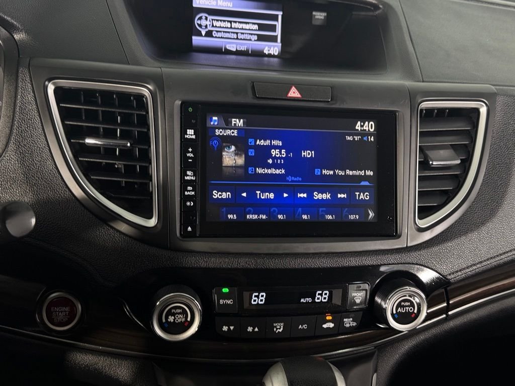 Used 2016 White Honda Touring image 15