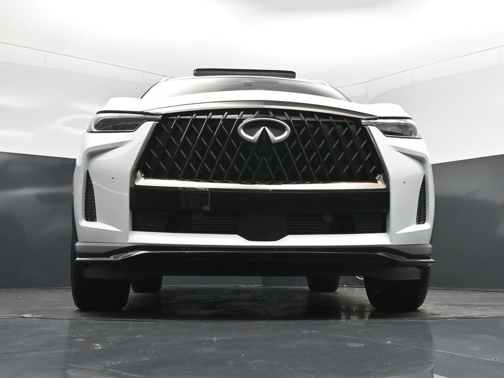 New 2027 2T RAD WHT INFINITI Sport AWD image 47
