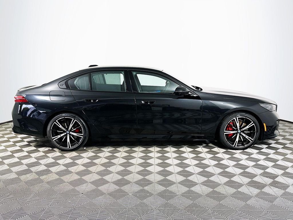 Used 2026 Black Sapphire Metallic BMW 540i xDrive image 4