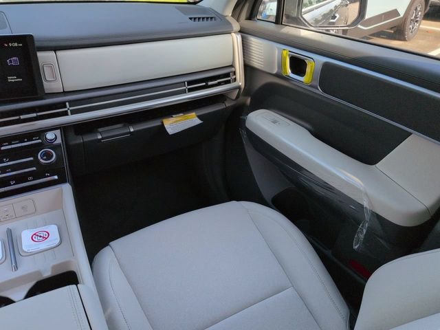 New 2027 Gray Hyundai SE FWD image 38
