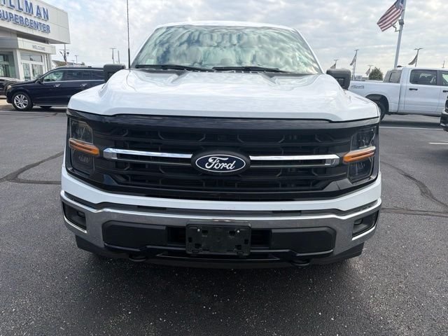 Used 2024 Oxford White Clearcoat Ford XLT image 3