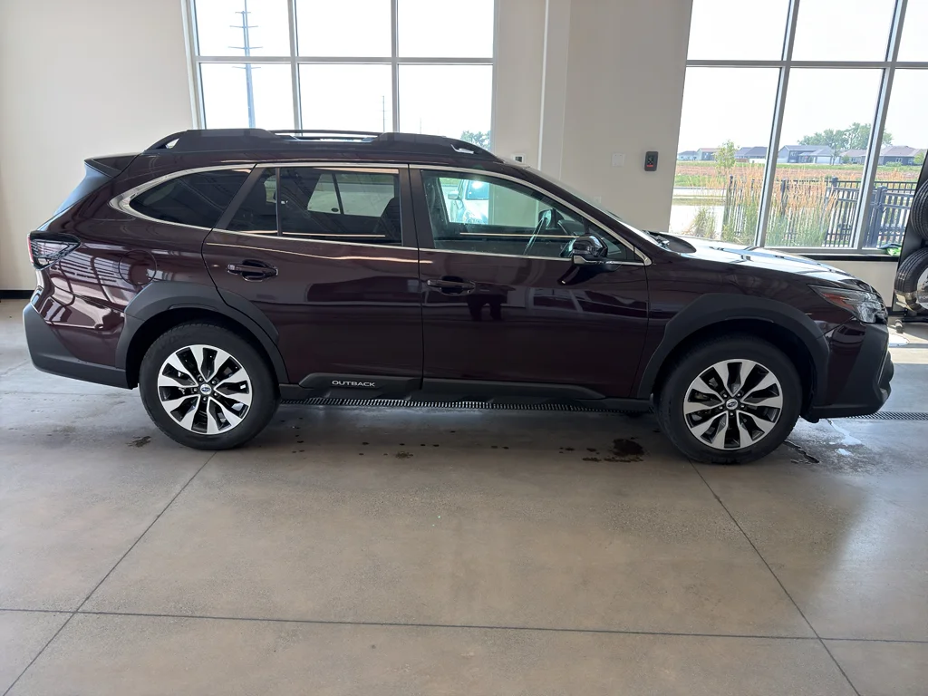 Used 2025 DARK MAHOGANY PEARL Subaru Limited image 1