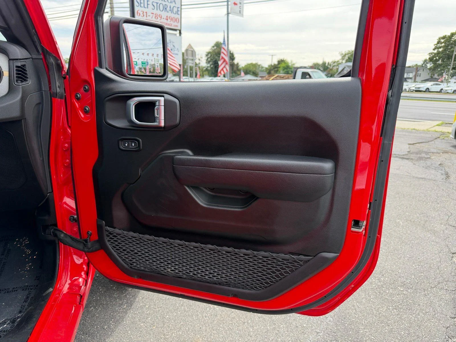Used 2024 Red Jeep Sport S image 17
