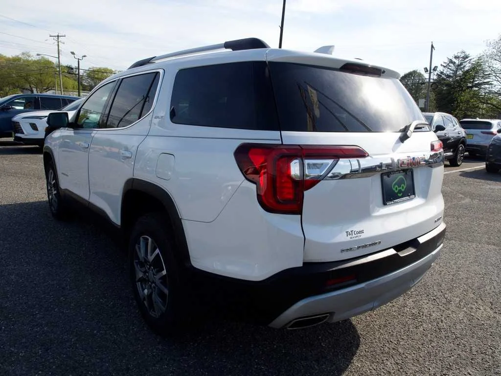 2023 GMC Acadia SLT - Photo 8