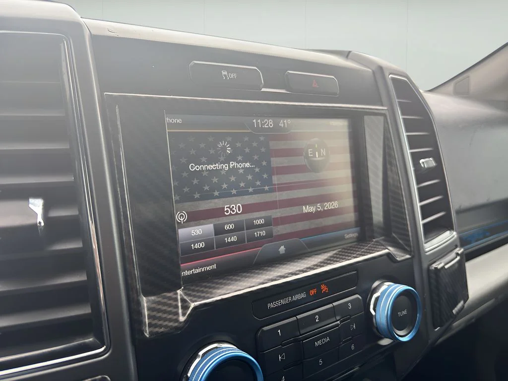 Used 2015 Gray Ford XLT image 24