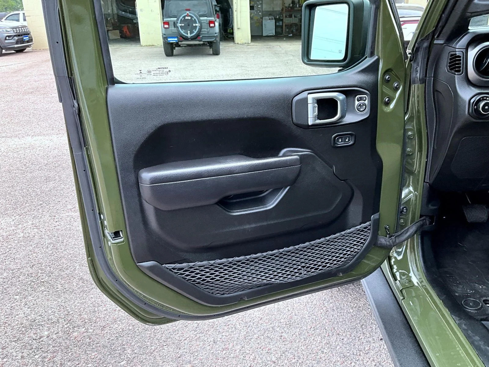 Used 2022 Green Jeep Unlimited Willys image 10