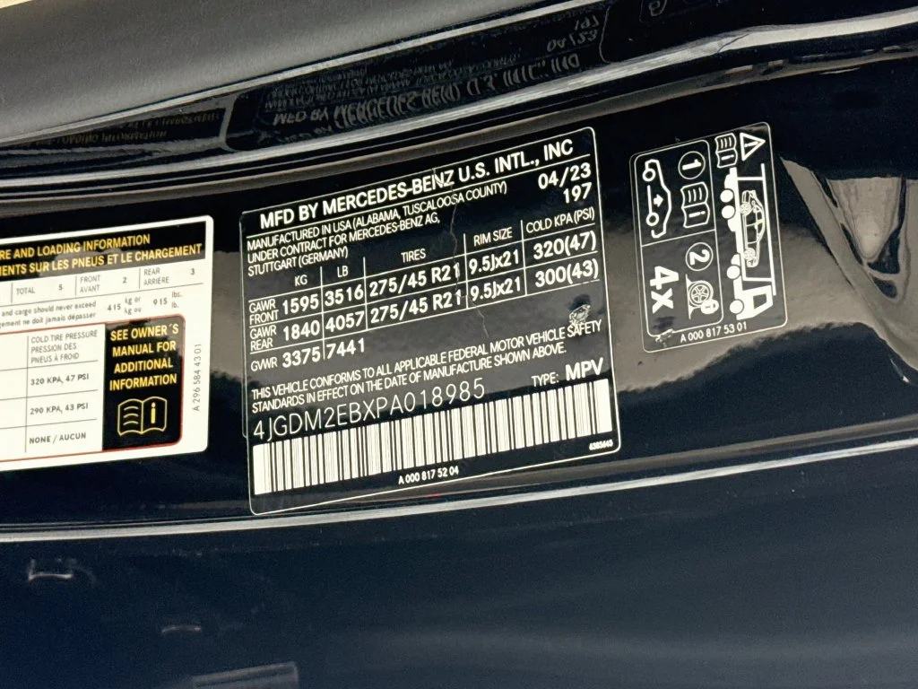 Used 2023 Obsidian Black Metallic Mercedes-Benz 450 image 25