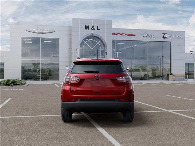 New 2026 Red Hot Pearl-Coat Exterior Paint Jeep Latitude Altitude image 7