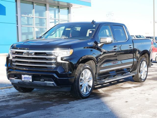 Used 2024 Chevrolet Silverado 1500 High Country with VIN 1GCUDJEL2RZ274596 for sale in Roseville, Minnesota