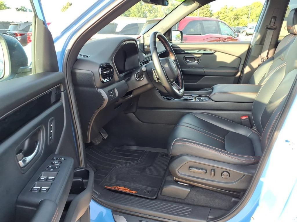 2023 Honda Pilot TrailSport - Photo 43
