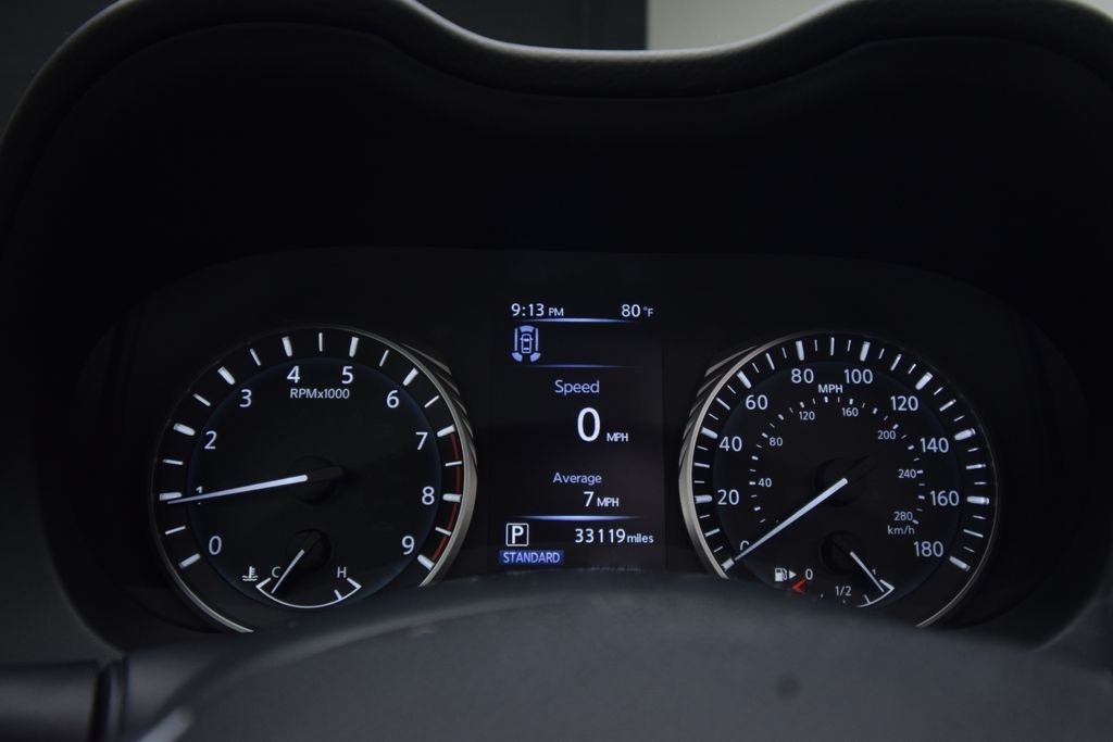 Used 2021 Majestic White INFINITI 3.0t LUXE image 16