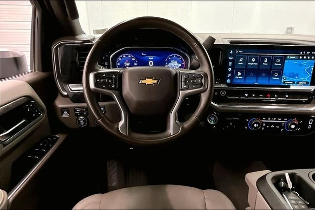 2025 Chevrolet Silverado 3500HD LTZ - Photo 6