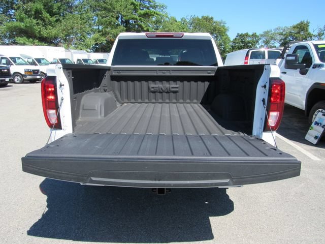 New 2026 Summit White GMC Elevation image 26