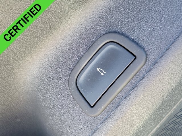 2025 Chevrolet Traverse Z71 - Photo 25