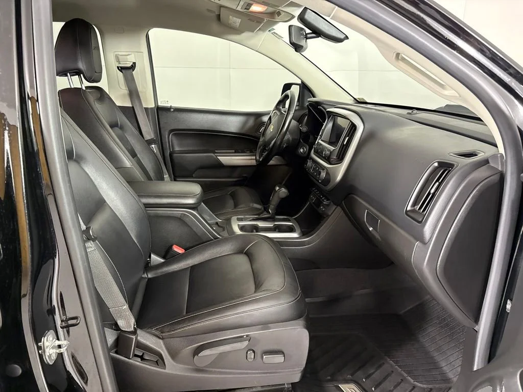 Used 2020 BLACK Chevrolet 4WD ZR2 image 20