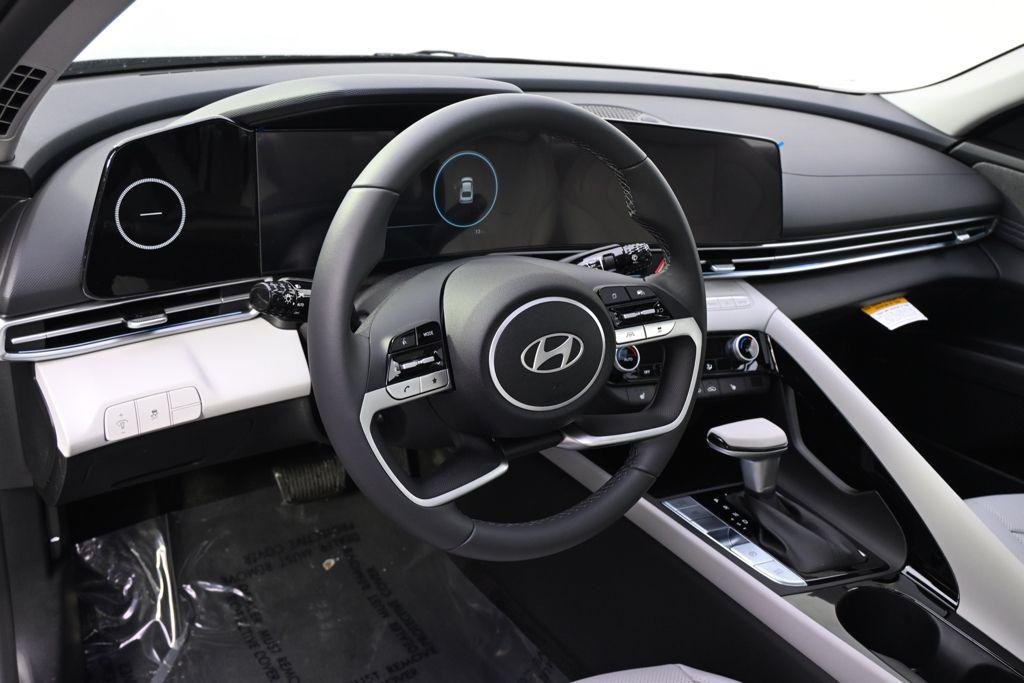 New 2026 Fluid Metal Hyundai Limited image 11