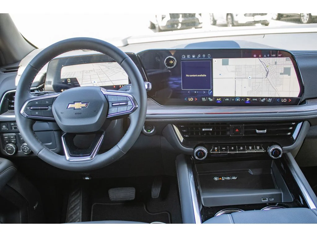 2026 Chevrolet Suburban Premier - Photo 29