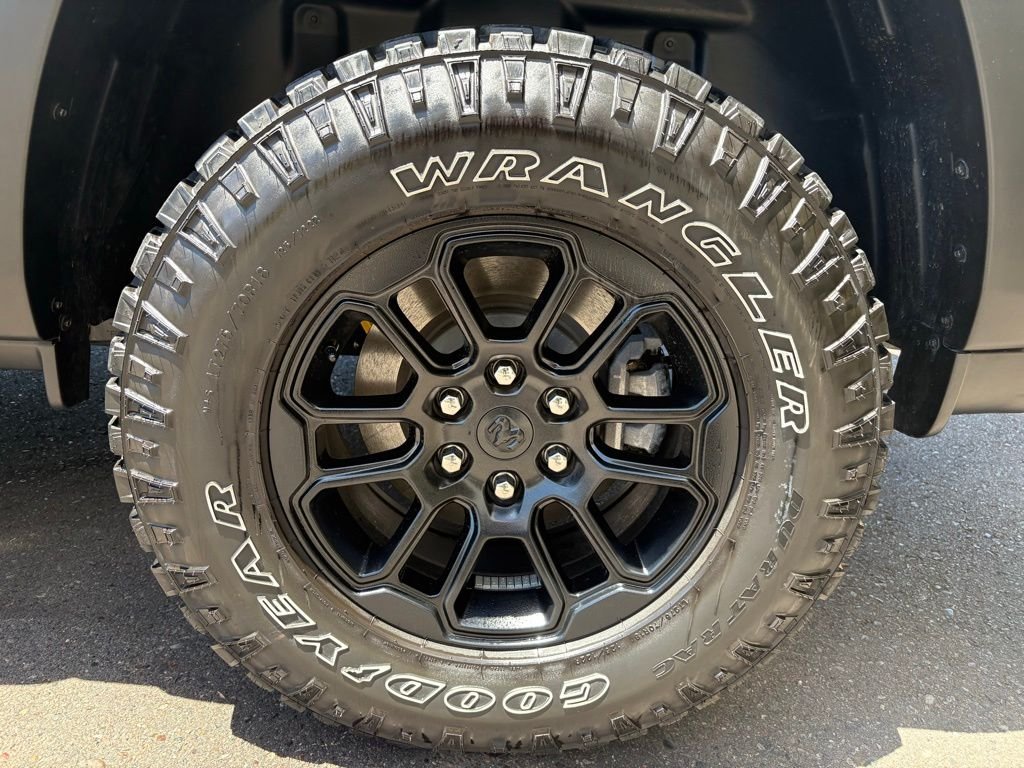 Used 2025 White Ram Rebel image 5