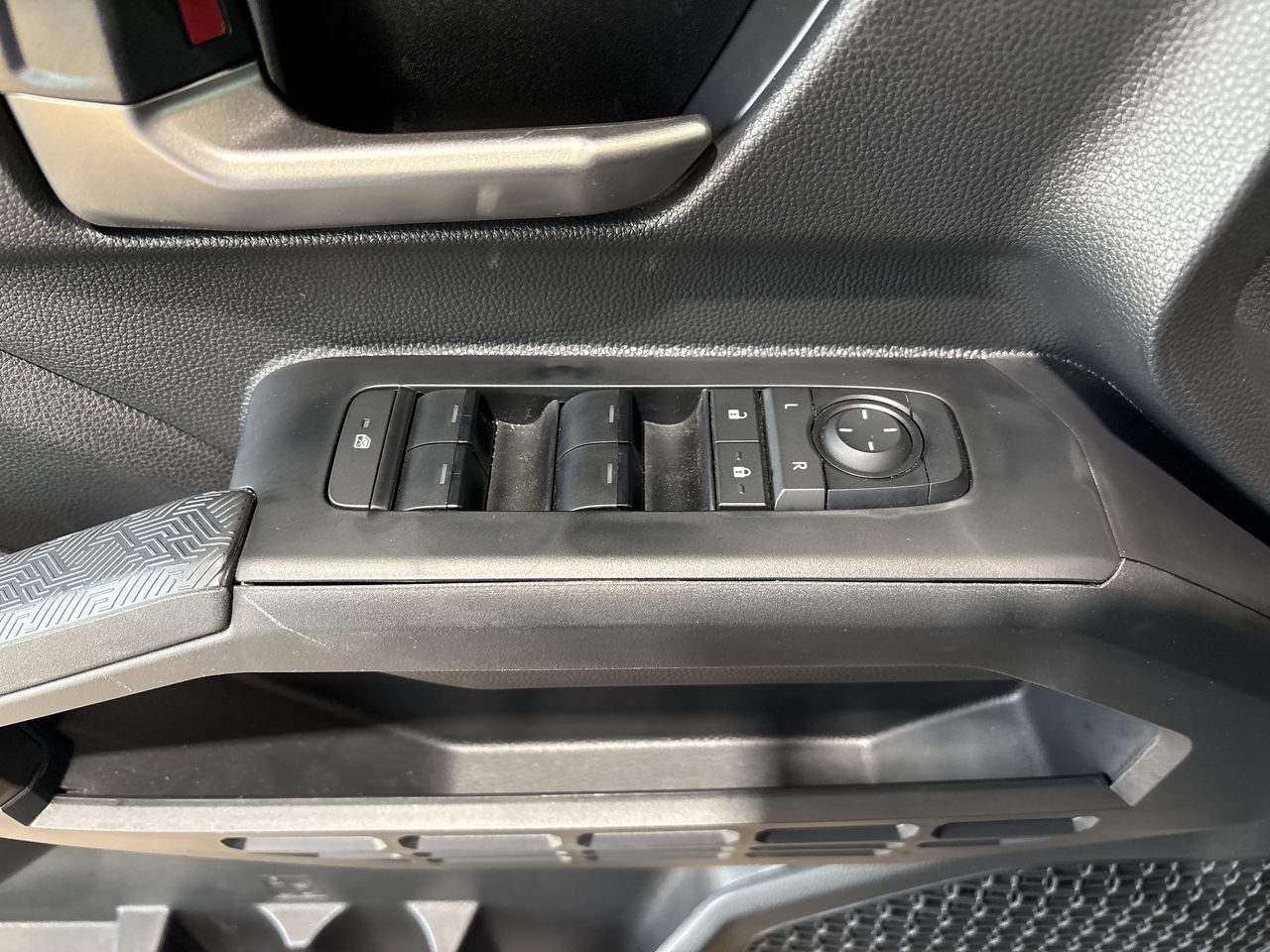 2026 Toyota Tacoma TRD Off Road - Photo 13