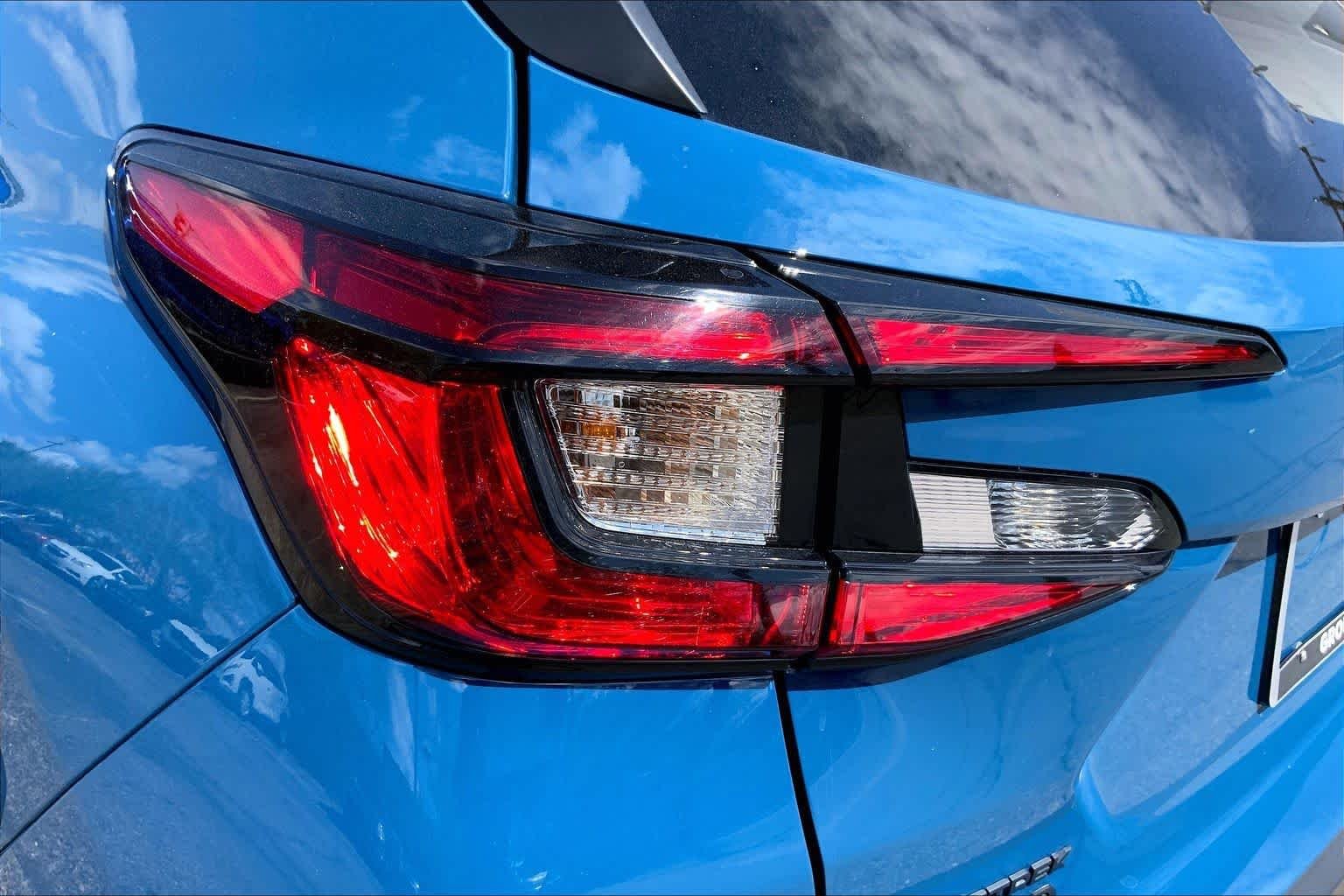 Certified Used 2025 Geyser Blue Pearl Subaru Wilderness image 26