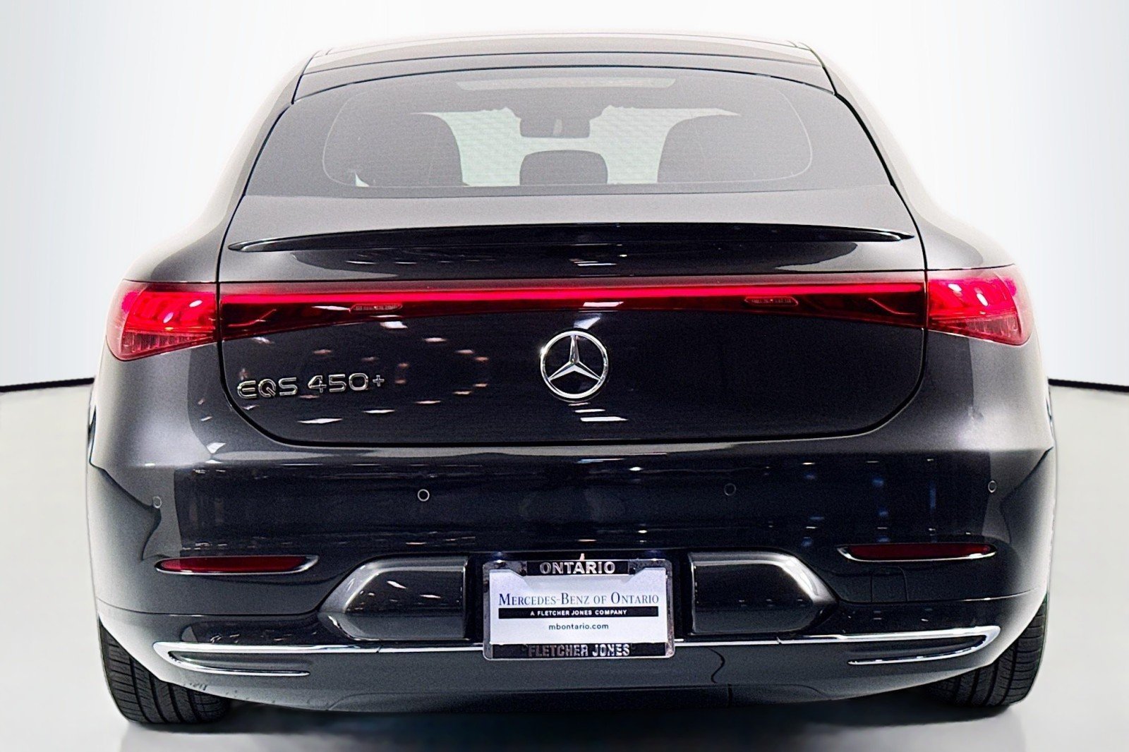 Used 2022 Graphite Grey Metallic Mercedes-Benz 450+ image 4