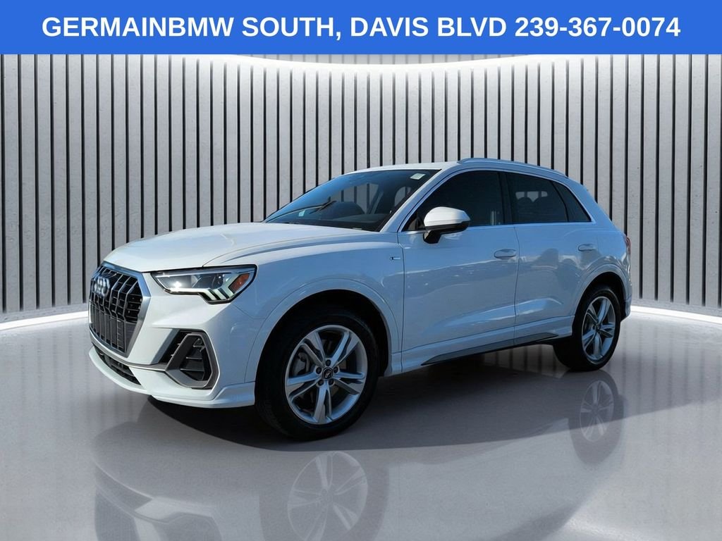 2022 Audi Q3