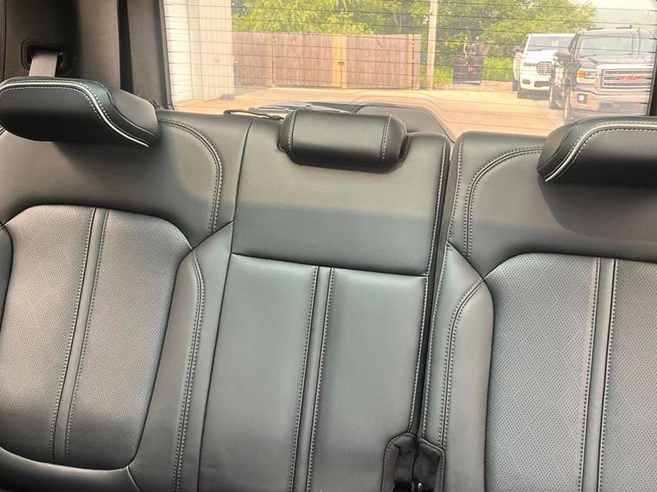 Used 2022 White Jeep Series II image 13