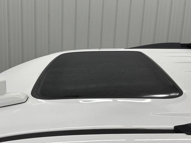 Used 2016 SUMMIT WHITE Chevrolet LT image 7