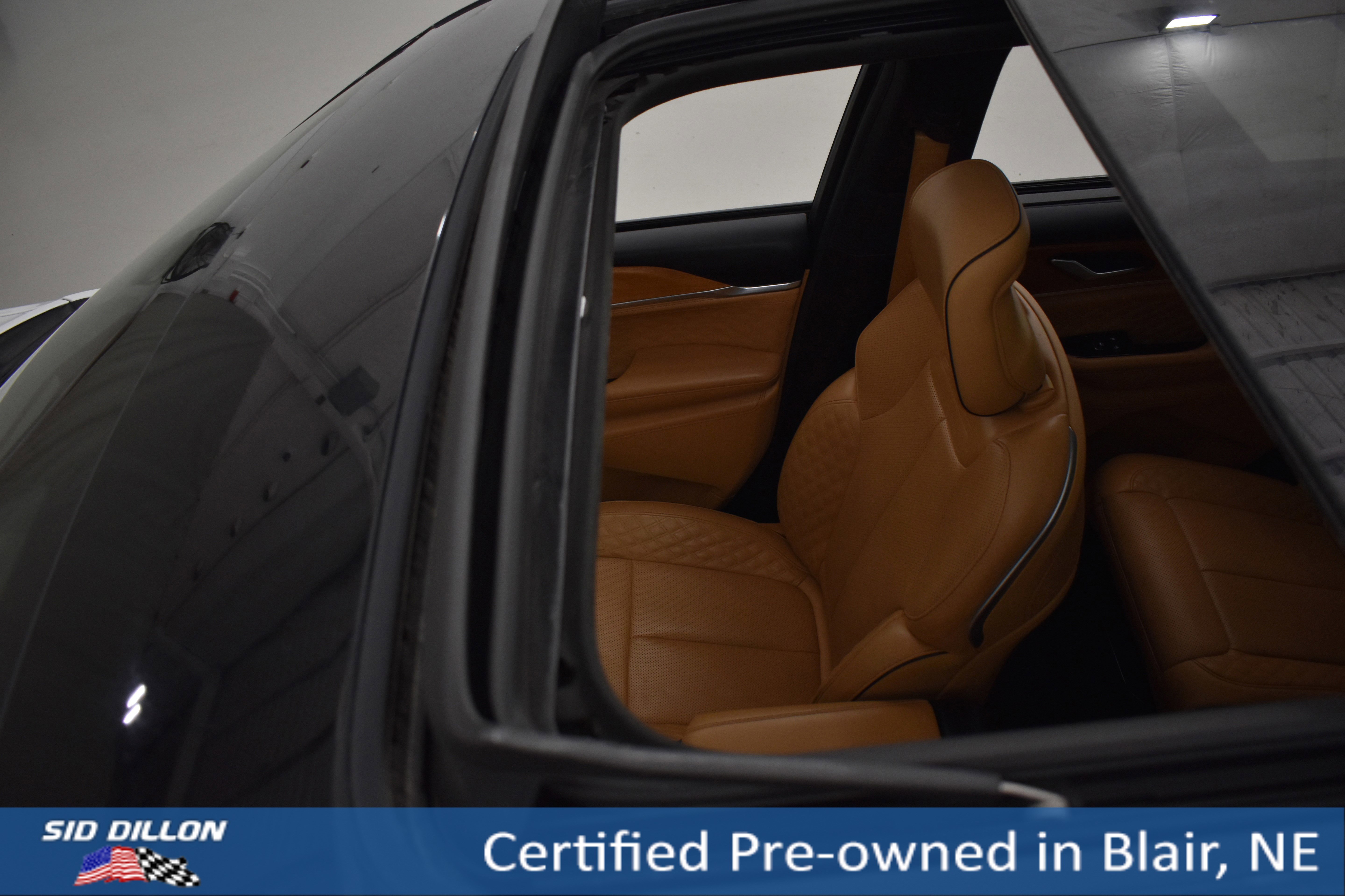 Used 2023 Bright White Clearcoat Jeep Summit Reserve image 6
