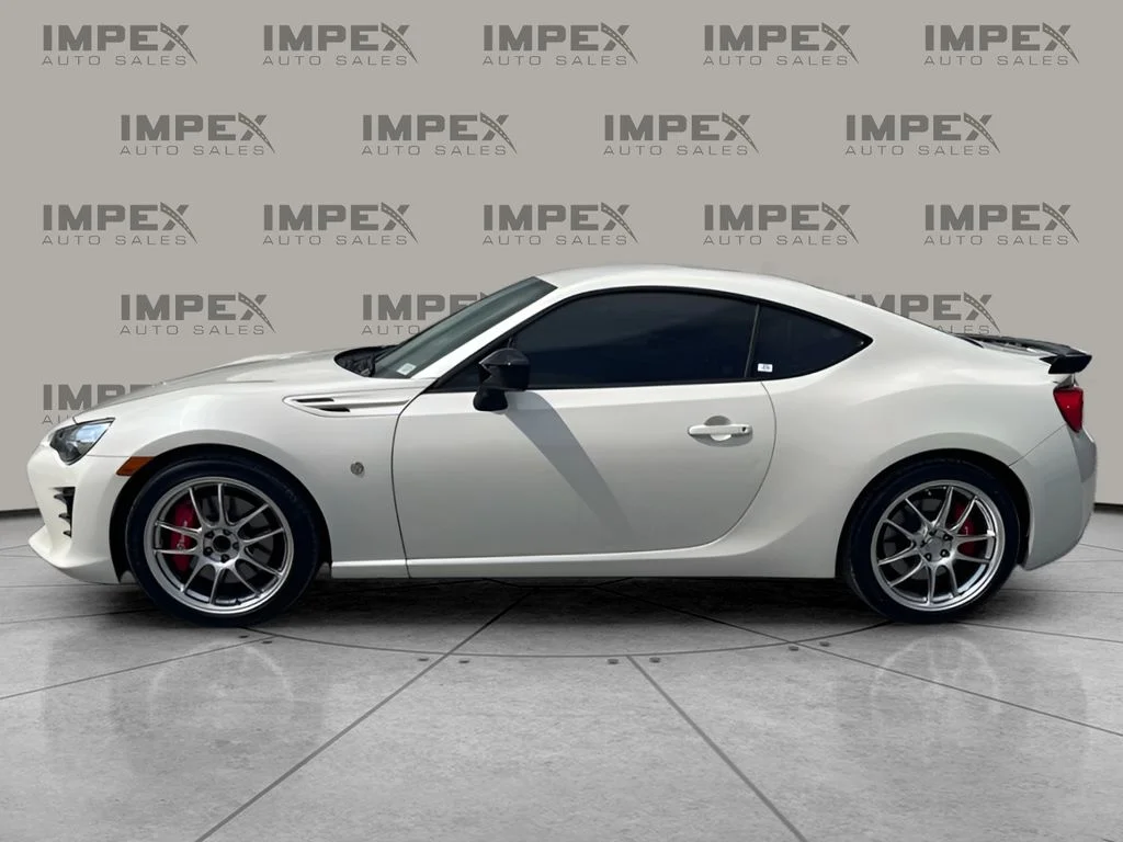 Used 2017 White Toyota 860 Special Edition image 2