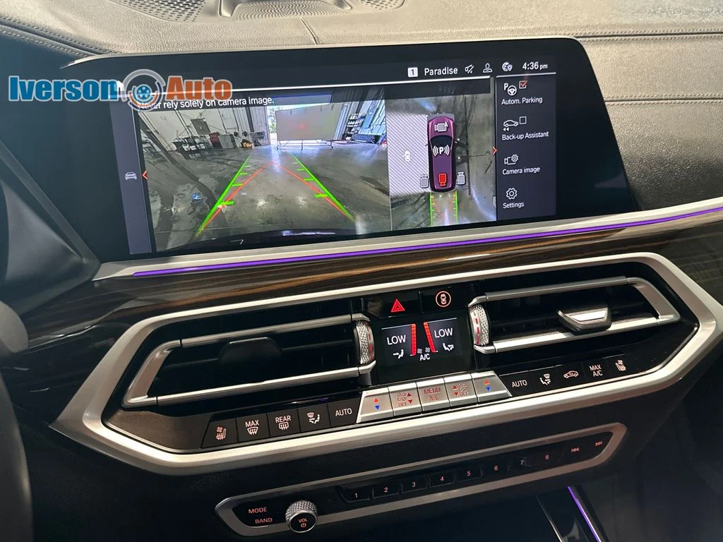 Used 2021 Red BMW M50i image 22