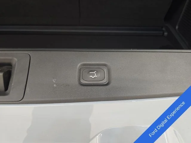 New 2026 Glacier Gray Metallic Tri-Coat Ford Tremor® image 21