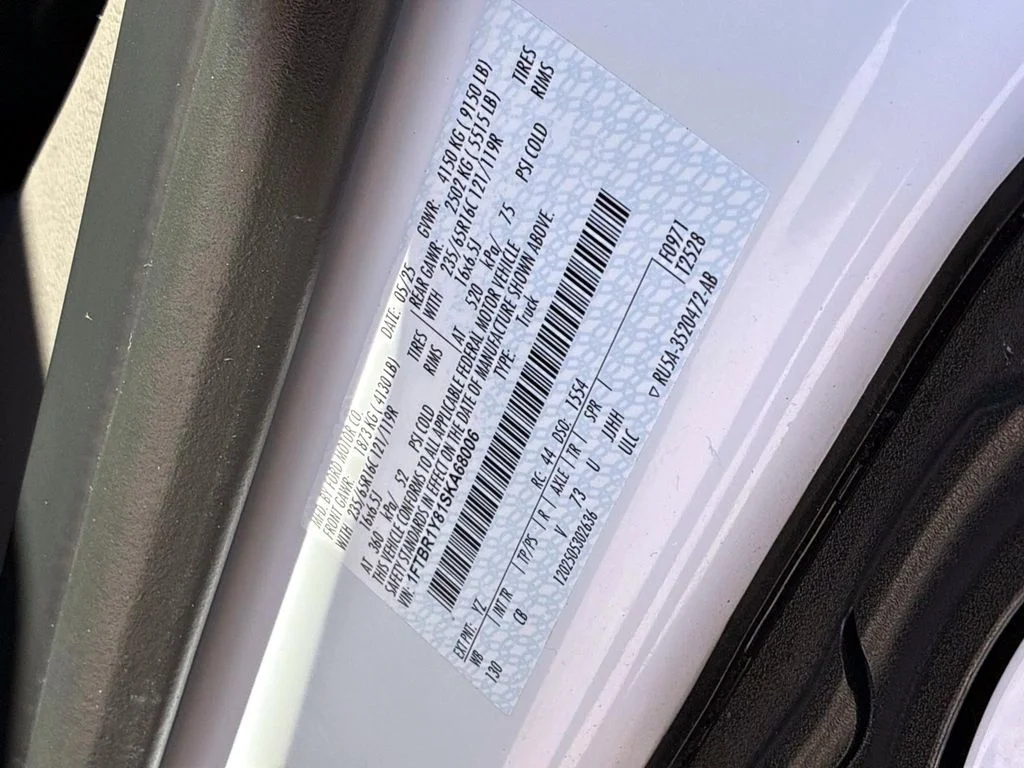 Used 2025 White Ford  image 19