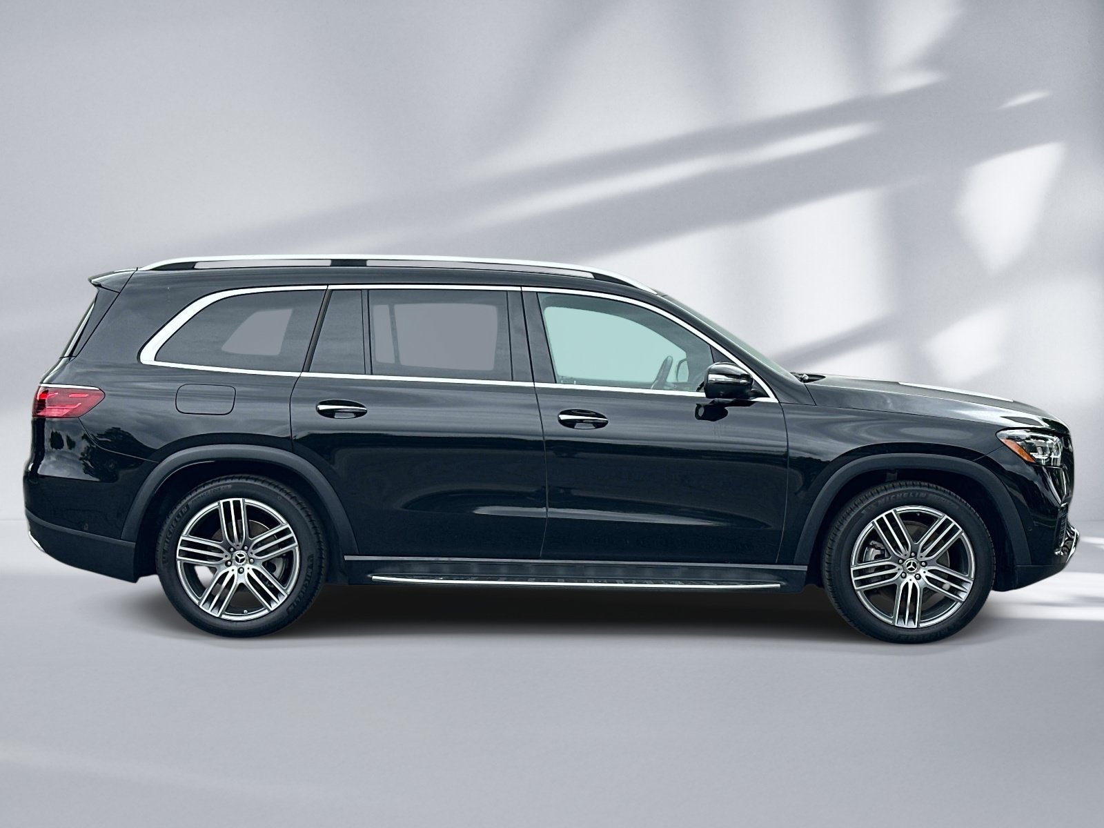 Certified Used 2024 Obsidian Black Metallic Mercedes-Benz GLS 450 image 5