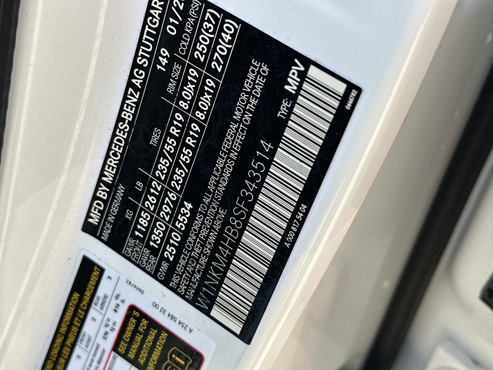 Certified Used 2025 Polar White Mercedes-Benz GLC 300 image 17